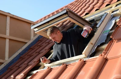 Pose de fenêtres de toit Velux à Nabirat